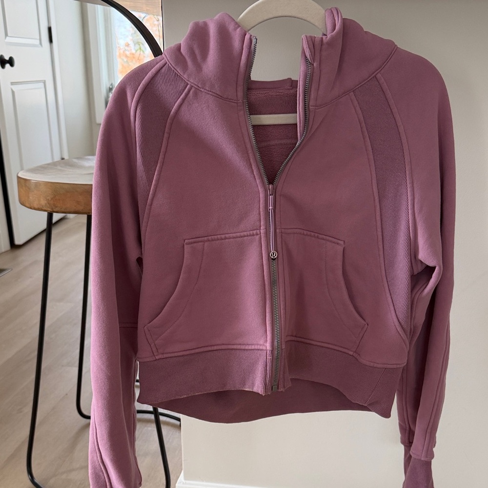 lululemon athletica lavender scuba full zip